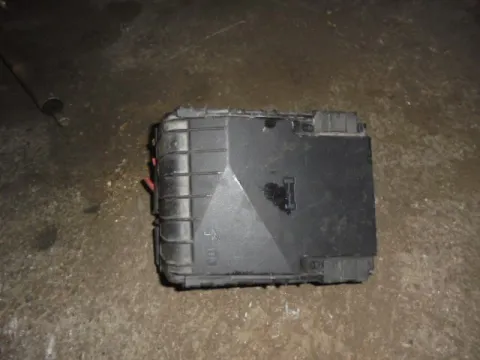 Ασφαλειοθήκη Μηχανής για SKODA OCTAVIA (2004 - 2008) 5 (1Z3-5) **Δ** Ασφαλειοθήκη Μηχανής για SKODA OCTAVIA (2004 - 2008) 5 (1Z3-5) **Δ**