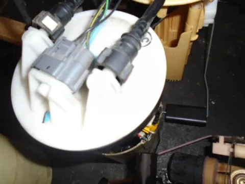 Αντλία Καυσίμου (Τρόμπα Πετρελαίου) για NISSAN ALMERA (2000 - 2002) (N16) , (2002 - 2006) (N16) Αντλία Καυσίμου (Τρόμπα Πετρελαίου) για NISSAN ALMERA (2000 - 2002) (N16) , (2002 - 2006) (N16)