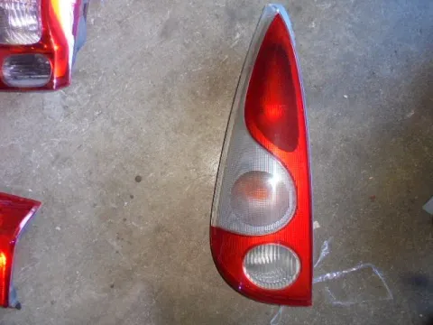 Φανάρι Πίσω Αριστερό για TOYOTA YARIS VERSO (1999 - 2002) (XP20)