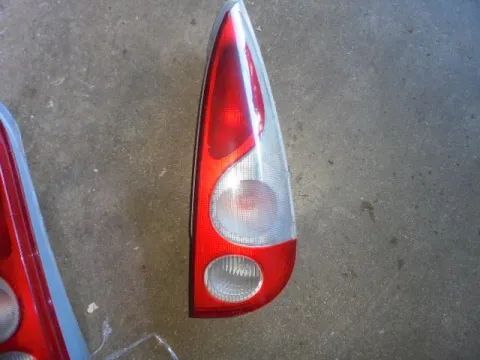 Φανάρι Πίσω Δεξί για TOYOTA YARIS VERSO (1999 - 2002) (XP20)