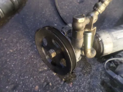 Αντλία Υδραυλικού Τιμονιού για NISSAN D22 (1998 - 2001) 2400 (KA24E) petrol 120 12V Αντλία Υδραυλικού Τιμονιού για NISSAN D22 (1998 - 2001) 2400 (KA24E) petrol 120 12V