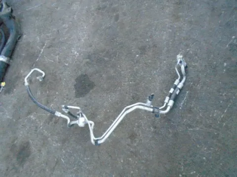 Σωλήνας A-C για HYUNDAI i30 (2007 - 2012) **Δ** Σωλήνας A-C για HYUNDAI i30 (2007 - 2012) **Δ**