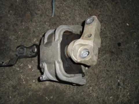 Βάση Μηχανής Δεξιά για SEAT LEON (2009 - 2013) (1P) *Δ* Βάση Μηχανής Δεξιά για SEAT LEON (2009 - 2013) (1P) *Δ*
