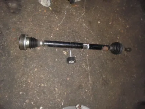 Ημιαξόνιο Εμπρός Δεξί για VW GOLF (2009 - 2013) Mk6 (5K1) Ημιαξόνιο Εμπρός Δεξί για VW GOLF (2009 - 2013) Mk6 (5K1)