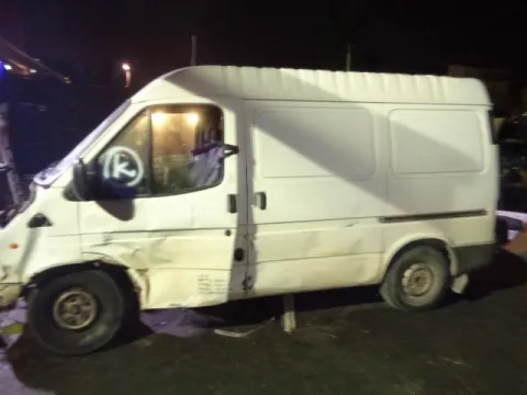 Τροπέτο Αμάξι κομπλέ Δεν Έχει Μηχανή Και Σασμάν , Έχει Ζαντολάστιχα για FORD TRANSIT (1995 - 2000) (EA_) *Α* -  Τροπέτο Αμάξι κομπλέ Δεν Έχει Μηχανή Και Σασμάν , Έχει Ζαντολάστιχα για FORD TRANSIT (1995 - 2000) (EA_) *Α* -