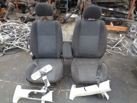 Καθίσματα Εμπρόs Με Αερόσακο Δεξή για OPEL ZAFIRA (2005 - 2008) B , (2008 - 2012) B *Α* Καθίσματα Εμπρόs Με Αερόσακο Δεξή για OPEL ZAFIRA (2005 - 2008) B , (2008 - 2012) B *Α*