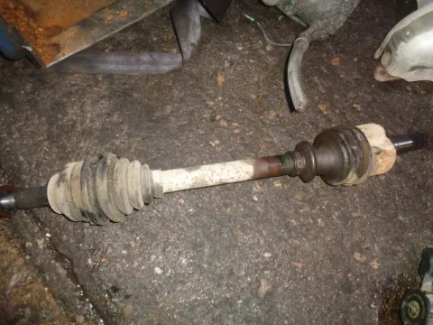 Ημιαξόνιο Εμπρός Αριστερό για FORD MONDEO (2000 - 2003) Mk3a Ημιαξόνιο Εμπρός Αριστερό για FORD MONDEO (2000 - 2003) Mk3a