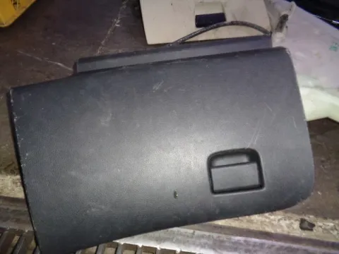 Ντουλαπάκι για NISSAN QASHQAI (2014 - ) *Γ* Ντουλαπάκι για NISSAN QASHQAI (2014 - ) *Γ*