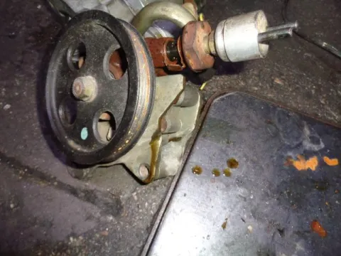 Αντλία Υδραυλικού Τιμονιού για DAIHATSU TERIOS (2000 - 2005) (J102) Αντλία Υδραυλικού Τιμονιού για DAIHATSU TERIOS (2000 - 2005) (J102)