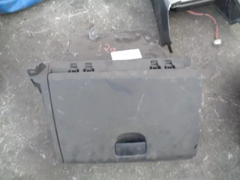 Ντουλαπάκι για HYUNDAI i20 (2009 - 2011) *Γ* Ντουλαπάκι για HYUNDAI i20 (2009 - 2011) *Γ*
