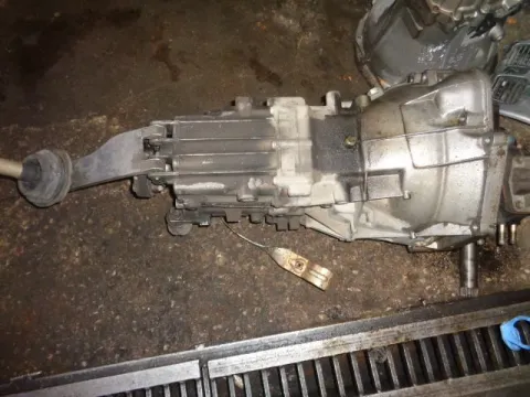 Κιβώτιο Ταχυτήτων (Σασμάν) Χειροκίνητο για BMW 3 Series (2005 - 2008) (E90-1-2-3) Κιβώτιο Ταχυτήτων (Σασμάν) Χειροκίνητο για BMW 3 Series (2005 - 2008) (E90-1-2-3)