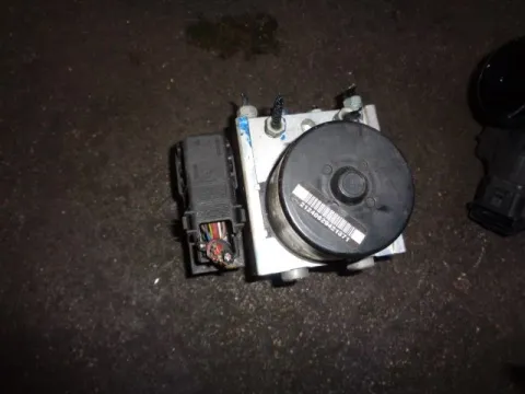 Μονάδα ABS 10020700714 για FORD FOCUS (2002 - 2004) Mk1b Μονάδα ABS 10020700714 για FORD FOCUS (2002 - 2004) Mk1b
