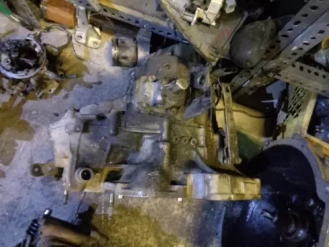 Κιβώτιο Ταχυτήτων (Σασμάν) Χειροκίνητο για SUZUKI SWIFT (1992 - 1996) (SF) 1300 (G13BA) Petrol 68hp SF413 (AK35) Κιβώτιο Ταχυτήτων (Σασμάν) Χειροκίνητο για SUZUKI SWIFT (1992 - 1996) (SF) 1300 (G13BA) Petrol 68hp SF413 (AK35)