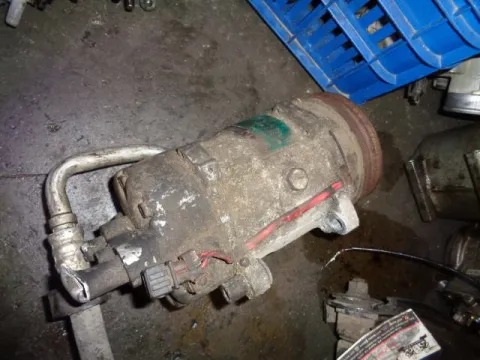 Συμπιεστής A-C (Κομπρέσορας) για SEAT IBIZA (1997 - 1998) (6K) Συμπιεστής A-C (Κομπρέσορας) για SEAT IBIZA (1997 - 1998) (6K)