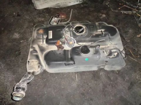 Δεξαμενή Καυσίμου (Ρεζερβουάρ) ΒΕΝΖΙΝΗ για FORD TRANSIT (1995 - 2000) (EA_) *ΔΒ* Δεξαμενή Καυσίμου (Ρεζερβουάρ) ΒΕΝΖΙΝΗ για FORD TRANSIT (1995 - 2000) (EA_) *ΔΒ*