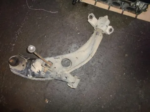 Ψαλίδι Εμπρός Δεξί για MAZDA 323 (1998 - 2000) (BJ) ΠΑΛΕΤΑ *2* *223161* Ψαλίδι Εμπρός Δεξί για MAZDA 323 (1998 - 2000) (BJ) ΠΑΛΕΤΑ *2* *223161*