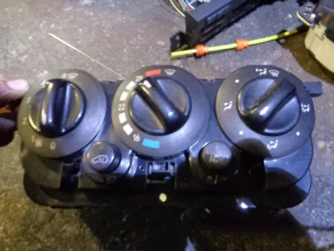 Χειριστήρια Καλοριφέρ για MERCEDES A - CLASS (2001 - 2004) (W168)