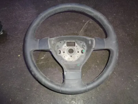 Τιμόνι (Βολάν) Τριάκτινο για VW GOLF (2004 - 2008) Mk5 (1K1) *Γ* Τιμόνι (Βολάν) Τριάκτινο για VW GOLF (2004 - 2008) Mk5 (1K1) *Γ*