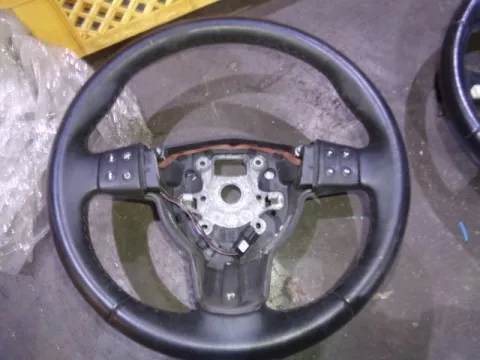 Τιμόνι (Βολάν) Με Χειριστήρια SEAT LEON (2005 - 2009) (1P) **Γ** Τιμόνι (Βολάν) Με Χειριστήρια SEAT LEON (2005 - 2009) (1P) **Γ**