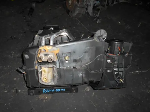 Ψύκτης (Εβαπορέτα) Και Μοτέρ Καλοριφέρ για FIAT PUNTO (1999 - 2003) (188) *Δ* Ψύκτης (Εβαπορέτα) Και Μοτέρ Καλοριφέρ για FIAT PUNTO (1999 - 2003) (188) *Δ*