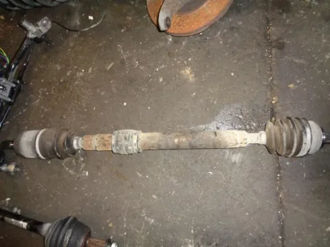 Ημιαξόνιο Εμπρός Δεξί για NISSAN SUNNY (1991 - 1995) (N14) Ημιαξόνιο Εμπρός Δεξί για NISSAN SUNNY (1991 - 1995) (N14)