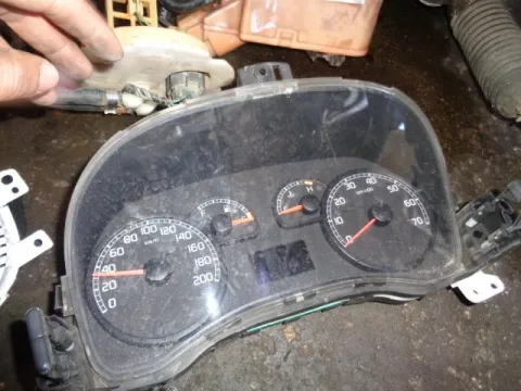 Κοντέρ για FIAT PUNTO (2003 - 2008) (188) Κοντέρ για FIAT PUNTO (2003 - 2008) (188)