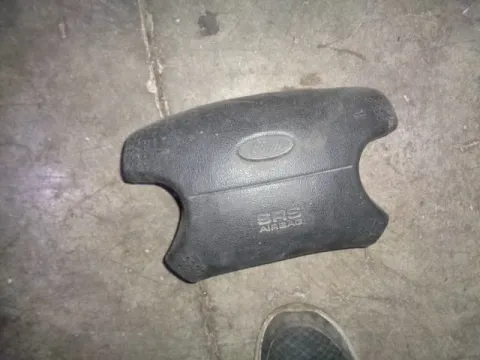 Αερόσακος Εμπρός Οδηγού χωρίς Τιμόνι για FORD ESCORT (1995 - 1998) MK7 Αερόσακος Εμπρός Οδηγού χωρίς Τιμόνι για FORD ESCORT (1995 - 1998) MK7