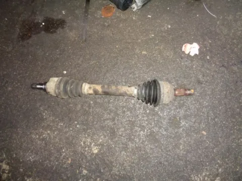 Ημιαξόνιο Εμπρός Αριστερό για PEUGEOT 307 (2001 - 2005) (3A) (3C) Ημιαξόνιο Εμπρός Αριστερό για PEUGEOT 307 (2001 - 2005) (3A) (3C)