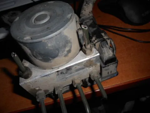 Μονάδα ABS 0265231579 για PEUGEOT 107 (2006 - 2009) Μονάδα ABS 0265231579 για PEUGEOT 107 (2006 - 2009)