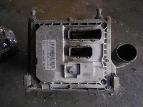 Εγκέφαλος Κινητήρα 0003107V006 / 0261205004 για SMART FORTWO (2002 - 2003) (CITY-CABRIO) , (2002 - 2003) (CITY-COUPE)  ΤΕΛΑΡΟ 3"(ΠΙΣΩ ΣΚΑΛΑ) Εγκέφαλος Κινητήρα 0003107V006 / 0261205004 για SMART FORTWO (2002 - 2003) (CITY-CABRIO) , (2002 - 2003) (CITY-COUPE)  ΤΕΛΑΡΟ 3"(ΠΙΣΩ ΣΚΑΛΑ)