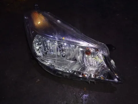Φανάρι Εμπρός Δεξί για TOYOTA YARIS (2012 - 2014) ( )