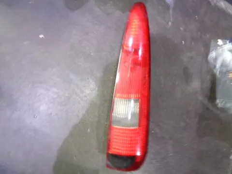 Φανάρι Πίσω Δεξί για FORD FUSION (2002 - 2005) (JU) Φανάρι Πίσω Δεξί για FORD FUSION (2002 - 2005) (JU)