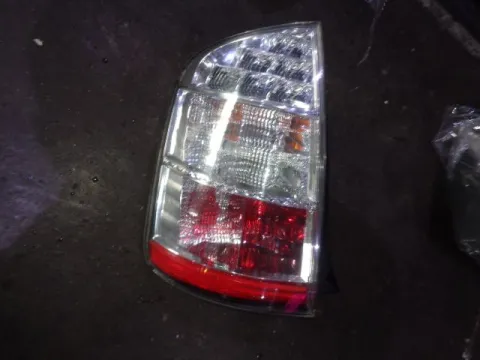 Φανάρι Πίσω Αριστερό για TOYOTA PRIUS (2003 - 2008) Φανάρι Πίσω Αριστερό για TOYOTA PRIUS (2003 - 2008)