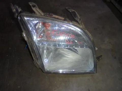 Φανάρι Εμπρός Δεξί για FORD FUSION (2002 - 2005) (JU) Φανάρι Εμπρός Δεξί για FORD FUSION (2002 - 2005) (JU)