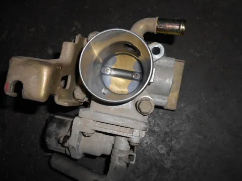 Σώμα Πεταλούδας για SUZUKI IGNIS (2000 - 2003) (RG) 1300 M13A petrol 83  (53) Σώμα Πεταλούδας για SUZUKI IGNIS (2000 - 2003) (RG) 1300 M13A petrol 83  (53)