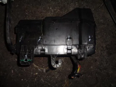 Ασφαλειοθήκη Μηχανής για TOYOTA AYGO (2014 - ) *Δ* Ασφαλειοθήκη Μηχανής για TOYOTA AYGO (2014 - ) *Δ*
