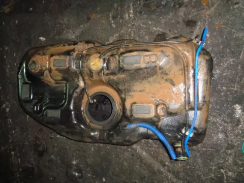 Δεξαμενή Καυσίμου (Ρεζερβουάρ) 55700360 για FIAT GRANDE PUNTO (2005 - 2008) (199) , (2008 - 2012) (199)  *ΔΒ* Δεξαμενή Καυσίμου (Ρεζερβουάρ) 55700360 για FIAT GRANDE PUNTO (2005 - 2008) (199) , (2008 - 2012) (199)  *ΔΒ*