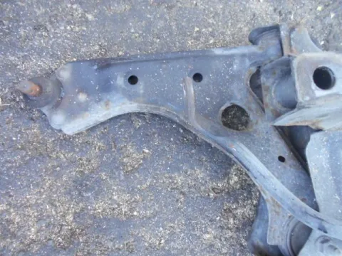 Ψαλίδι Εμπρός Αριστερό για OPEL CORSA (2006 - 2011) D