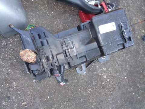 Ασφαλειοθήκη Μηχανής για CITROEN C1 (2014 - ) *Δ* Ασφαλειοθήκη Μηχανής για CITROEN C1 (2014 - ) *Δ*