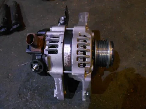 Δυναμό - Εναλλάκτης 270600Q180 για TOYOTA AYGO (2014 - )