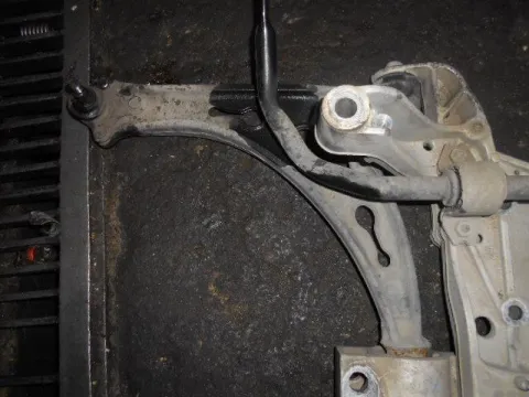 Ψαλίδι Εμπρός Αριστερό για SEAT LEON (2005 - 2009) (1P) Ψαλίδι Εμπρός Αριστερό για SEAT LEON (2005 - 2009) (1P)