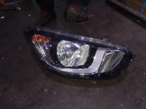 Φανάρι Εμπρός Δεξί για HYUNDAI i20 (2012 - 2015) ( ) Φανάρι Εμπρός Δεξί για HYUNDAI i20 (2012 - 2015) ( )