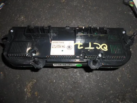 Χειριστήρια Καλοριφέρ για SKODA OCTAVIA (2014 - ) - 