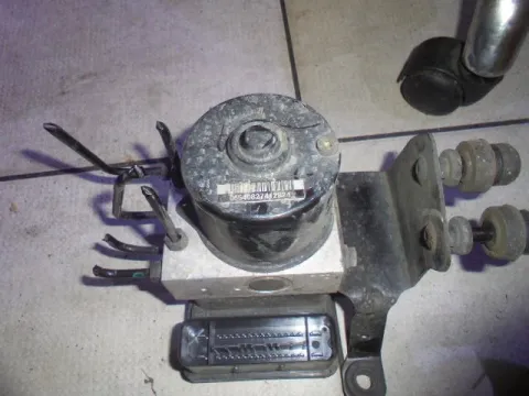 Μονάδα ABS 6Q0614117H για VW POLO (2002 - 2005) (9N) Μονάδα ABS 6Q0614117H για VW POLO (2002 - 2005) (9N)