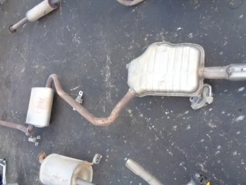 Εξάτμιση και Καζανάκι για AUDI A4 (1999 - 2001) (8D) *Α* Εξάτμιση και Καζανάκι για AUDI A4 (1999 - 2001) (8D) *Α*