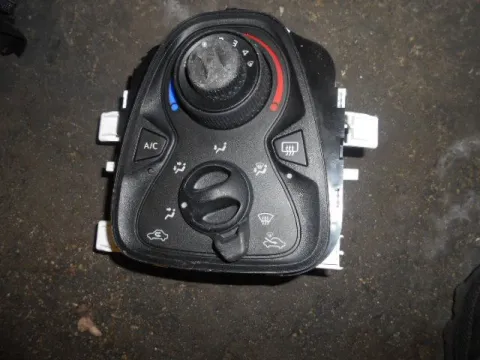 Χειριστήρια Καλοριφέρ για TOYOTA AYGO (2014 - ) , CITROEN C1 Χειριστήρια Καλοριφέρ για TOYOTA AYGO (2014 - ) , CITROEN C1