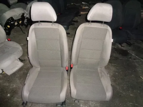 Καθίσματα Σετ Εμπρός Με Αερόσακους για VW GOLF (2009 - 2013) Mk6 (5K1) Ηatchback - 5dr *Α* Καθίσματα Σετ Εμπρός Με Αερόσακους για VW GOLF (2009 - 2013) Mk6 (5K1) Ηatchback - 5dr *Α*