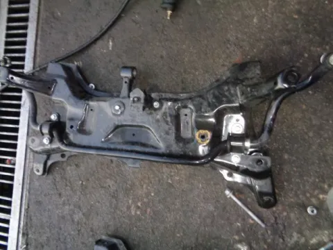 Γέφυρα Εμπρός Οριζόντια για CITROEN C1 (2014 - ) , TOYOTA AYGO , PEUGEOT 108 *ΔΒ* ΠΑΛΕΤΑ 223 *212501* Γέφυρα Εμπρός Οριζόντια για CITROEN C1 (2014 - ) , TOYOTA AYGO , PEUGEOT 108 *ΔΒ* ΠΑΛΕΤΑ 223 *212501*