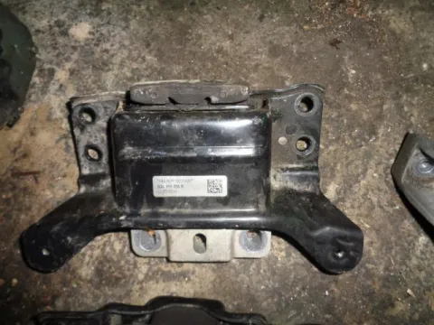 Βάση Αριστερό Μηχανής και Σασμάν 5Q0199555R για SKODA OCTAVIA (2014 - ) 1600 Diesel TDi 105hp *Δ* Βάση Αριστερό Μηχανής και Σασμάν 5Q0199555R για SKODA OCTAVIA (2014 - ) 1600 Diesel TDi 105hp *Δ*