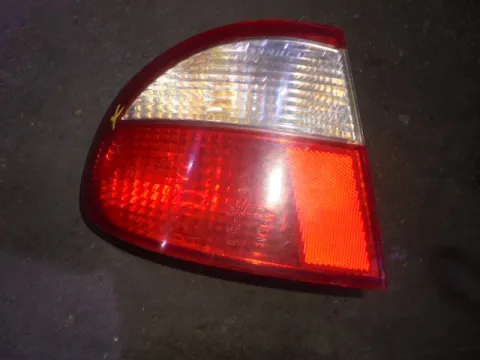 Φανάρι Πίσω Αριστερό για CHEVROLET - DAEWOO LANOS (1997 - 2000) (T100) Sedan - 4dr Φανάρι Πίσω Αριστερό για CHEVROLET - DAEWOO LANOS (1997 - 2000) (T100) Sedan - 4dr
